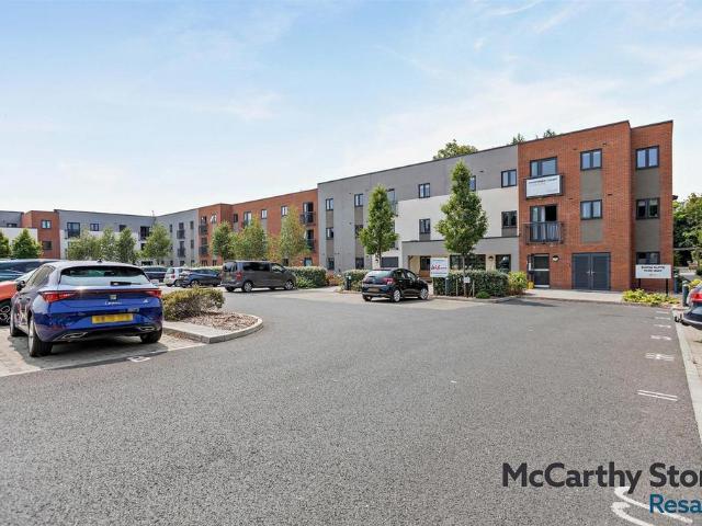 Flat for sale in Holway, Rumwell