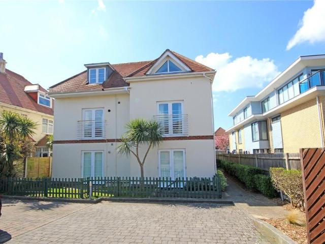 Flat for sale in Wick, Bournemouth