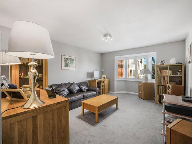 Flat for sale in Barnsbury, Greater London