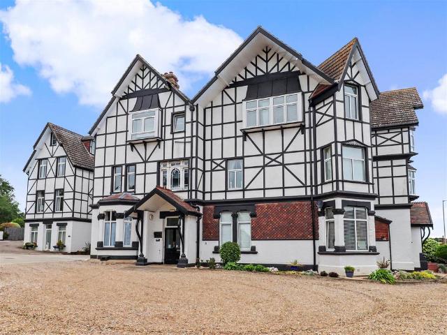 Flat for sale in Comers, Norfolk