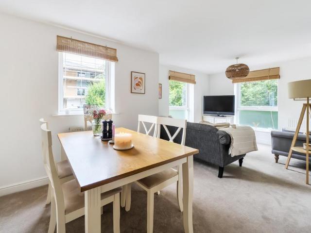 Flat for sale in St James, Sandown Park