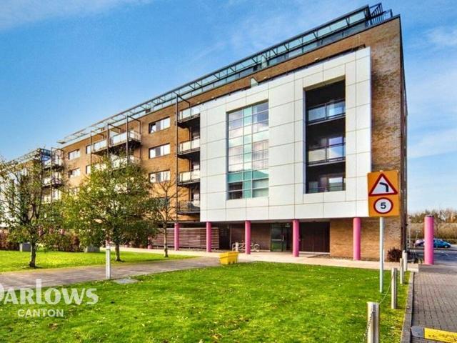 Flat for sale in Cardiff International Sports Village, Falcon Lodge