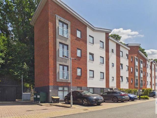 Flat for sale in Mere Green, Sutton Coldfield