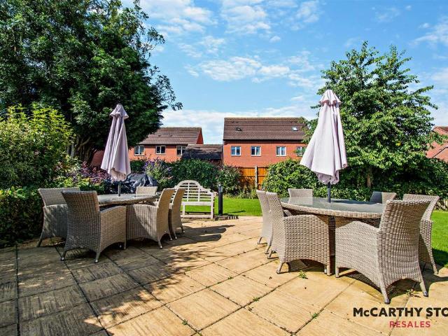 Flat for sale in Broomhill, Ashfield