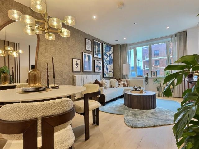 Flat for sale in Glyndon, Cat Hill