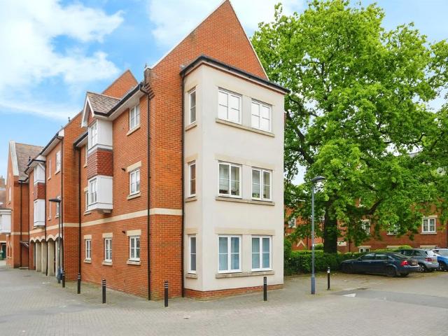 Flat for sale in Belmont, Dromore