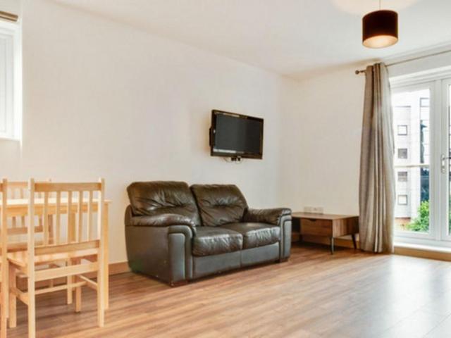 Flat for sale in Hythe, Colchester