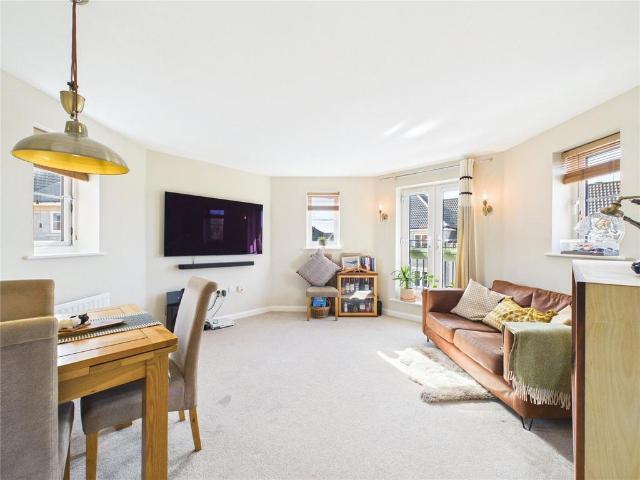 Flat for sale in Broomhill, Feckenham