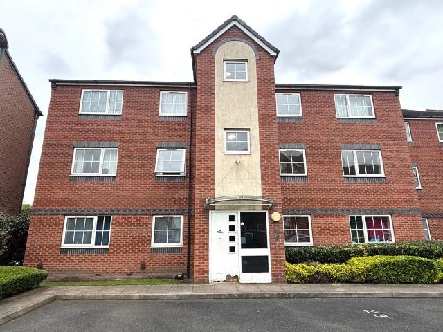 Flat for sale in West Midlands