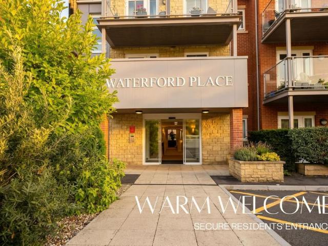 Flat for sale in Chippenham, Wiltshire