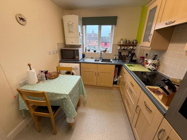 Flat for sale in Barholm, Lincolnshire