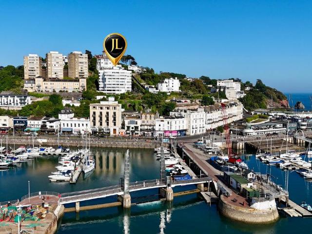 Flat for sale in Ellacombe, Babbacombe