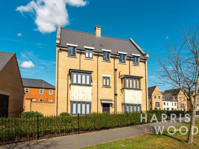 Flat for sale in Hythe, Fordham Heath