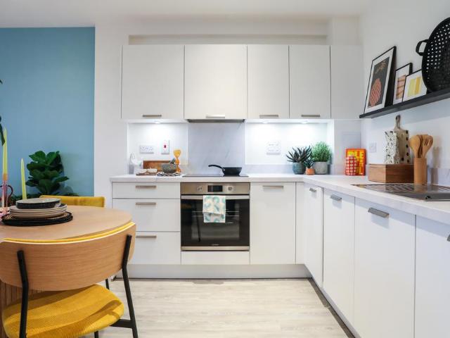Flat for sale in Greater London