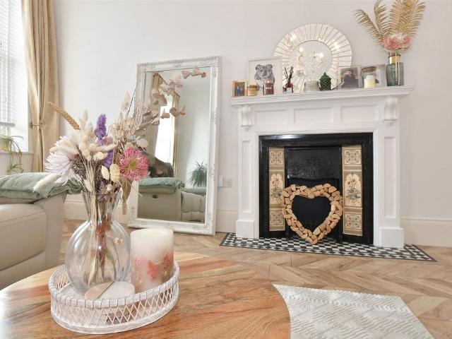 Flat for sale in Gatcombe, Isle Of Wight