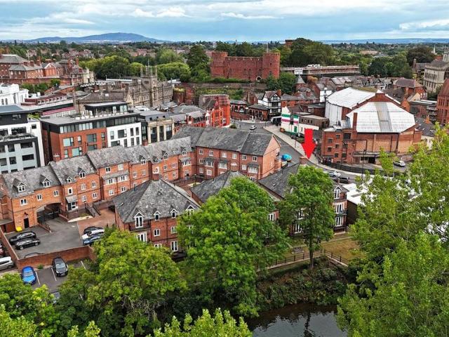 Flat for sale in Greenfields, Frankwell