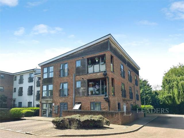 Flat for sale in Latton Bush, Harlow