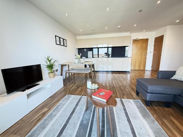 Flat for sale in New Islington, Georgia