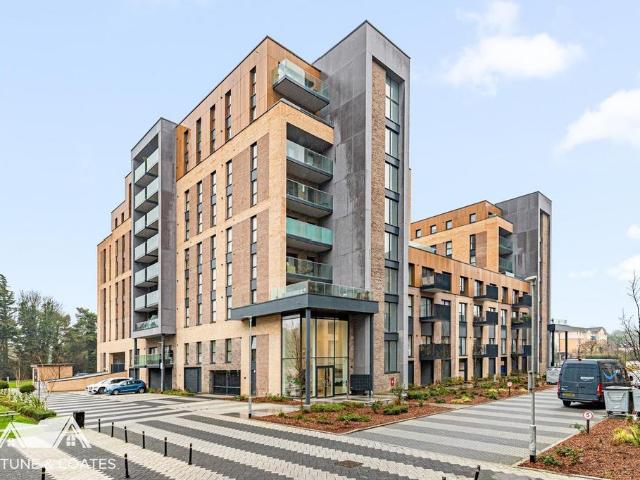 Flat for sale in Burnt Mill, Harlow