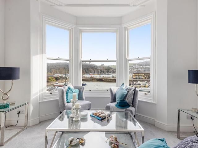 Flat for sale in Strode, Devon