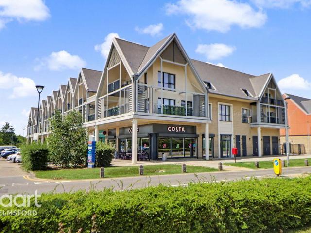 Flat for sale in Chelmsford, Essex