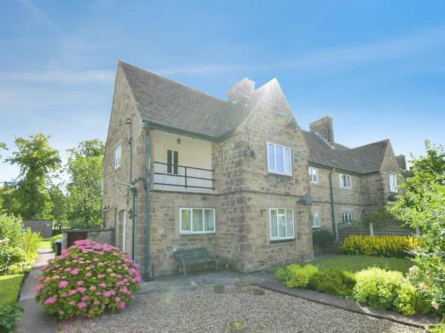 Flat for sale in Froggatt, East Midlands