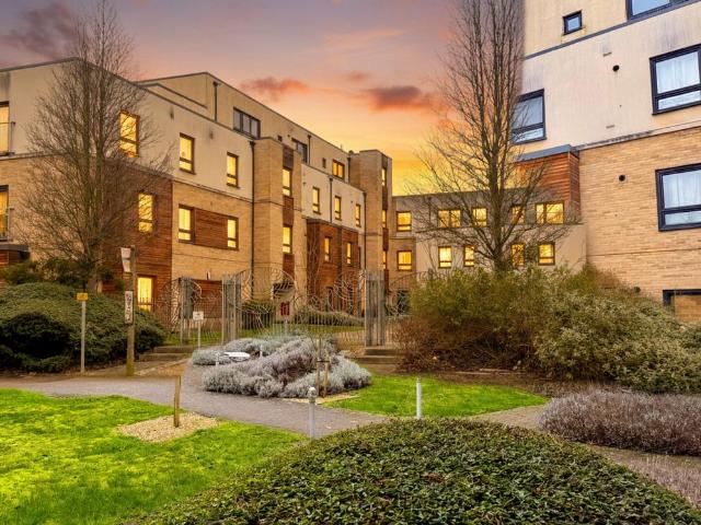 Flat for sale in Huntingdon