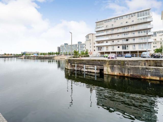 Flat for sale in Baltic Triangle, Calderstones