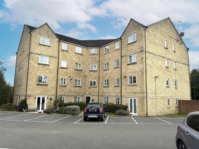 Flat for sale in Lower Hopton, Kirklees
