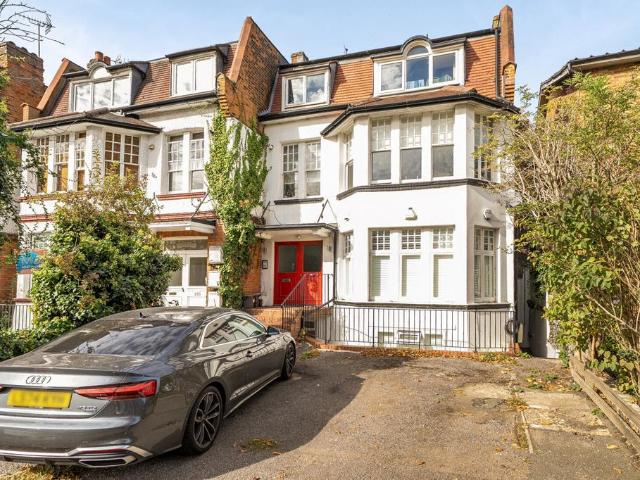 Flat for sale in London Borough of Barnet, Greater London