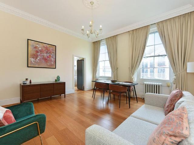 Flat for sale in South Hampstead, Greater London