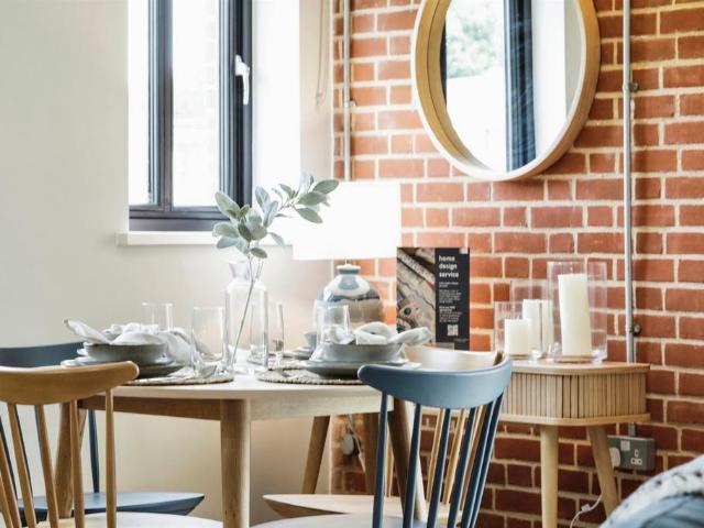 Flat for sale in Chelmondiston, Suffolk