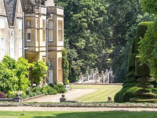 Flat for sale in Brockhampton, Fossebridge