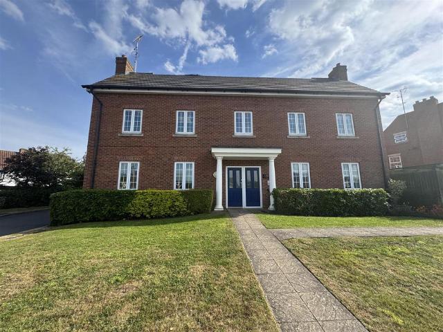 Flat for sale in Barton In Fabis, East Midlands
