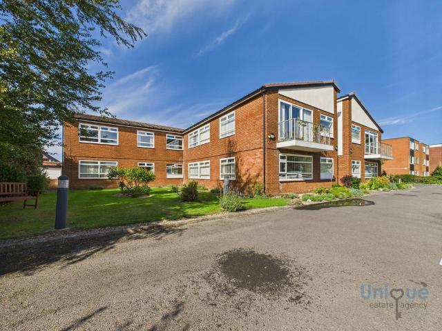 Flat for sale in St Annes, Lytham