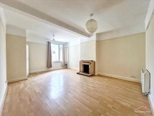 Flat for sale in Greater London