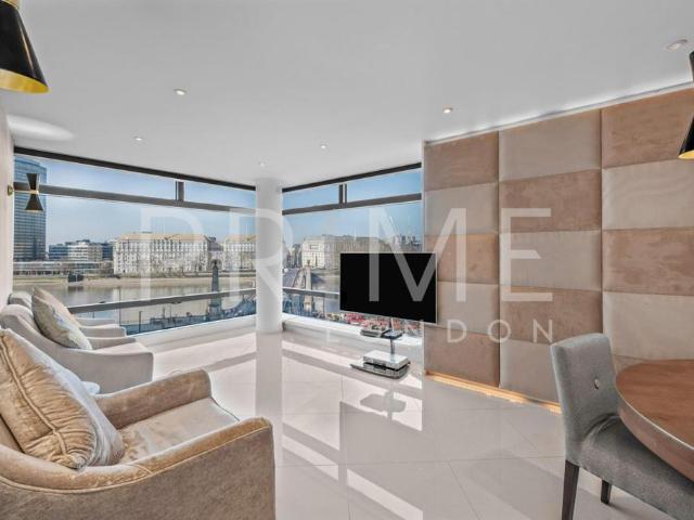 Flat for sale in South Lambeth, Greater London