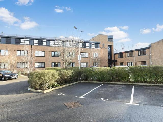 Flat for sale in Huntingdon