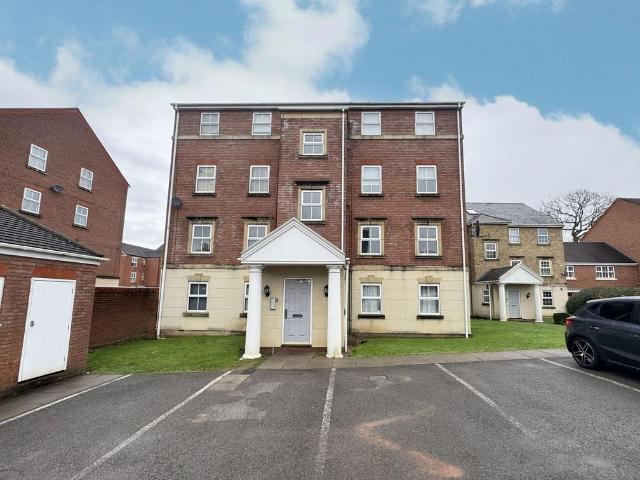 Flat for sale in Shirley, West Midlands