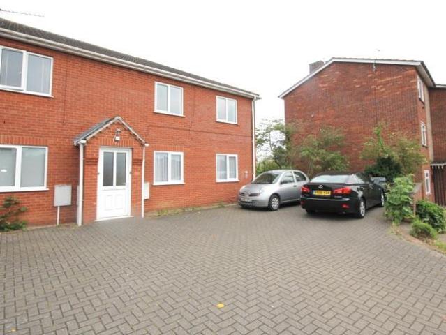 Flat for sale in Crostwick, Norfolk
