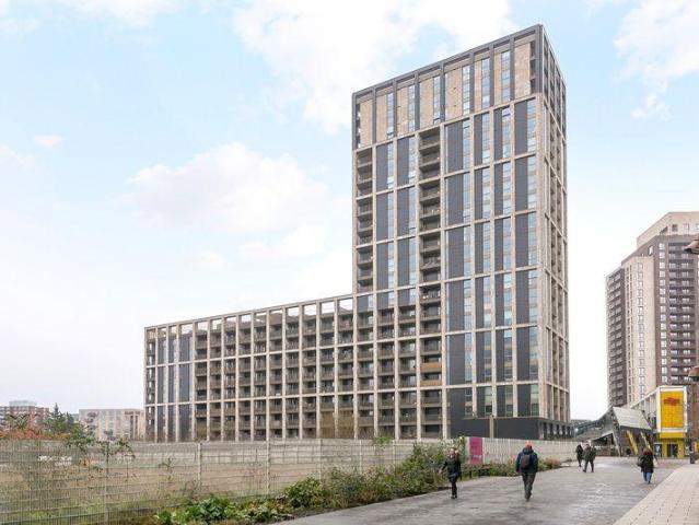 Flat for sale in London Borough of Croydon, Isle Of Man