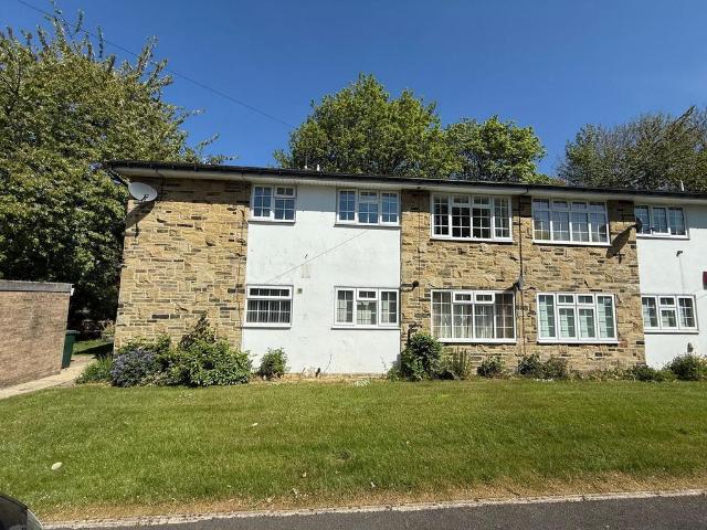 Flat for sale in Baildon, Bradford