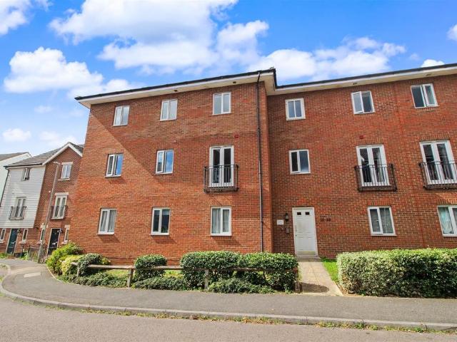 Flat for sale in Burgh St Peter, Norfolk