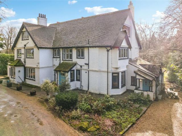 Flat for sale in Chesham