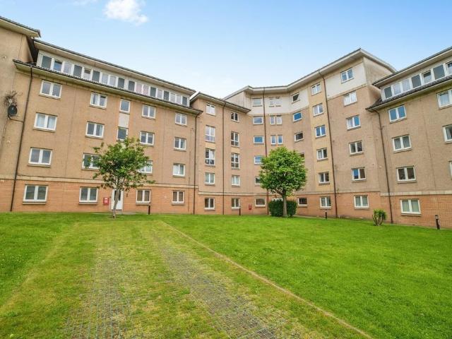 Flat for sale in Ballindoch, Scotland
