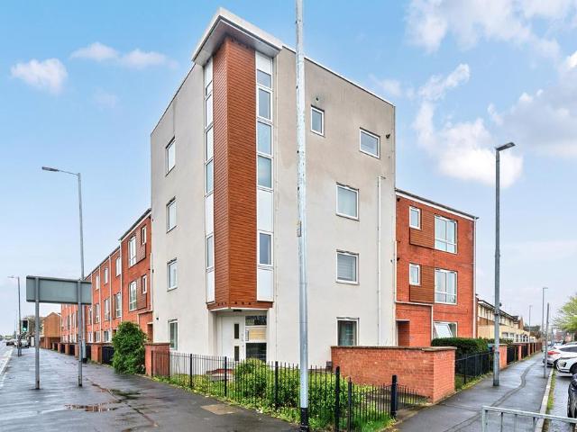 Flat for sale in Georgia, Greater Manchester