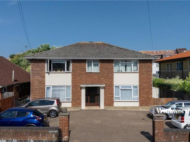 Flat for sale in Southbourne, Bournemouth