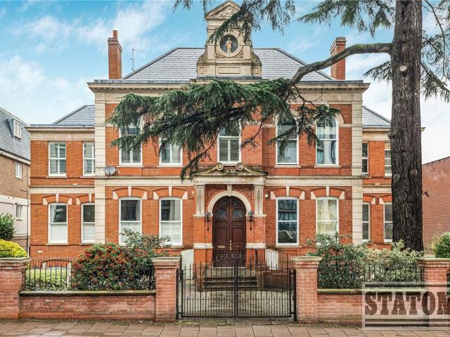 Flat for sale in New Barnet, Isle Of Man