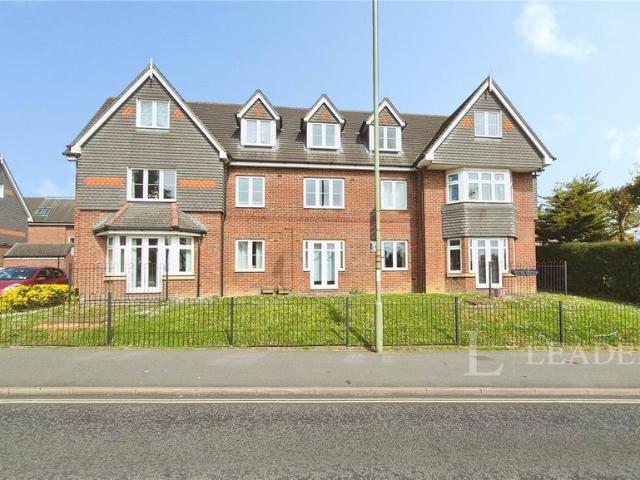 Flat for sale in West End, Fareham
