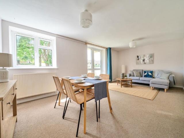 Flat for sale in Moorlands, Dulcote